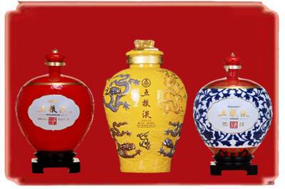焦作博爱县烟酒回收五粮液各种摆件.jpg